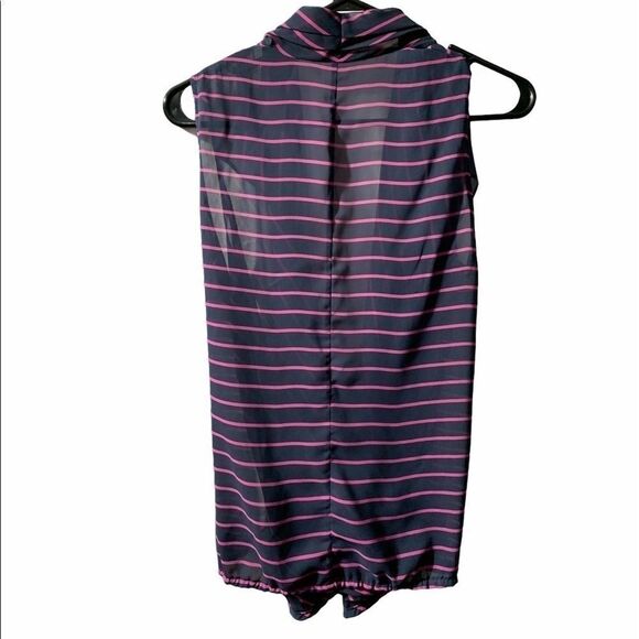 PERIPHERY Sleeveless Blouse   - Picture 2 of 7